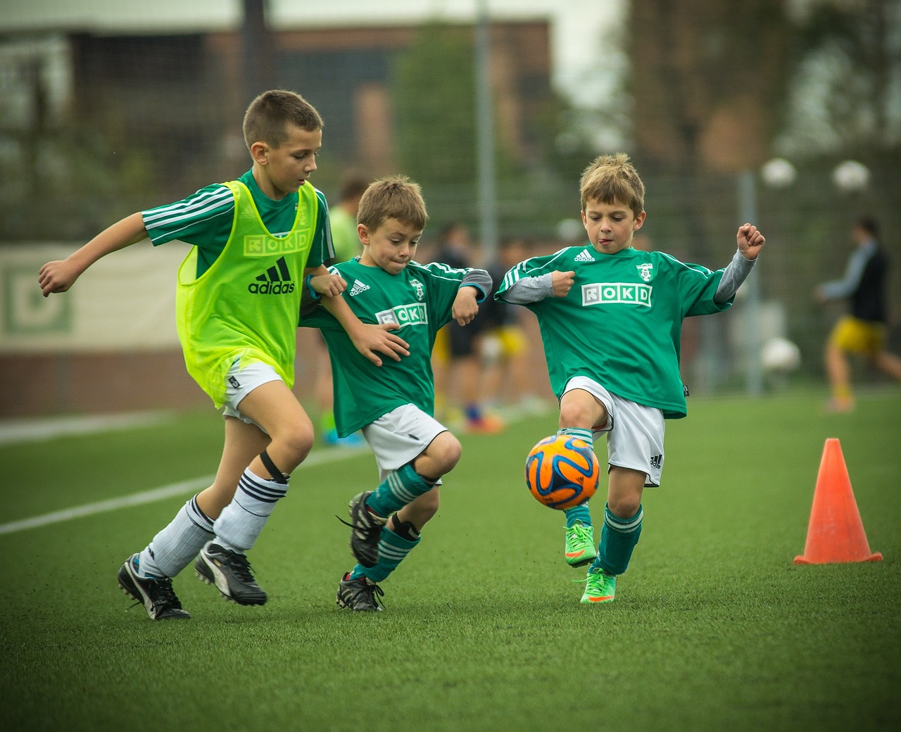 De mange fordele ved fodbold for børn
